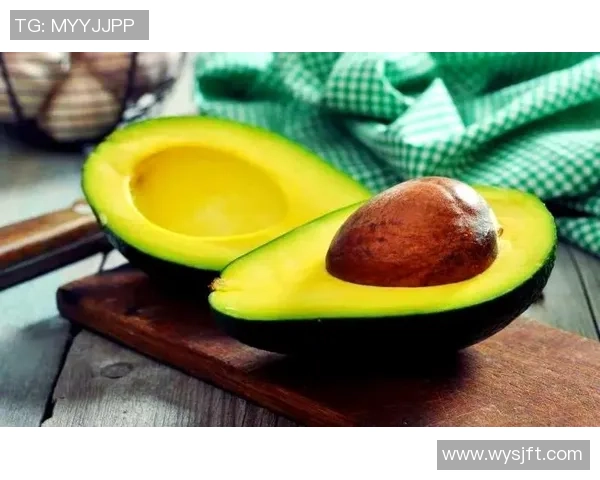 水果足球果的奇妙旅程探索健康与运动的完美结合